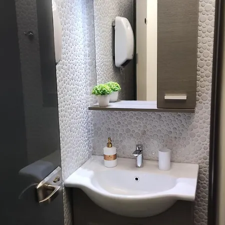 Ermou Downtown By Urban Retreat Ateny